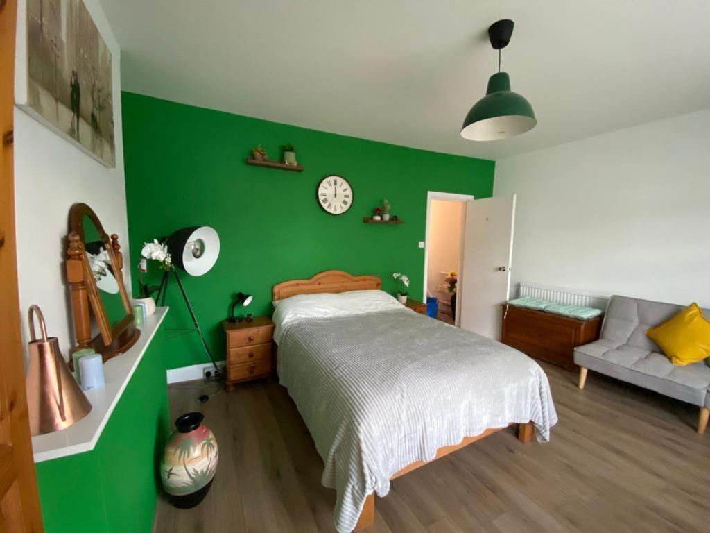 Mania Apartments Hove Buitenkant foto